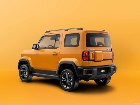 Baojun Yueye Chinese Mini Electric Car SUV con autonomia di 303KM