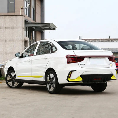 Dong Feng E70 Taxi elettrico cinese Per il viaggio online Hailing durata della batteria 400KM