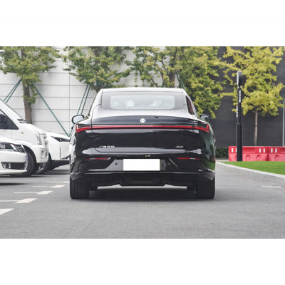 Hycan A06 Chinese Electric Taxi Auto elettrica di medie dimensioni con autonomia 550-630 km