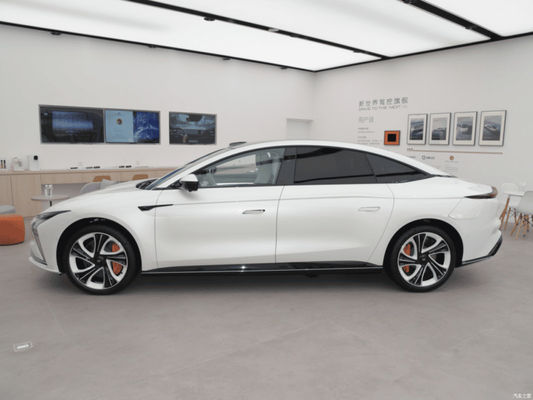 IM L7 EV 2023 Elite Chinese Electric Sedan Cruise Range 675 km