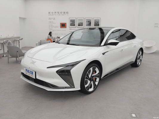 IM L7 EV 2023 Elite Chinese Electric Sedan Cruise Range 675 km