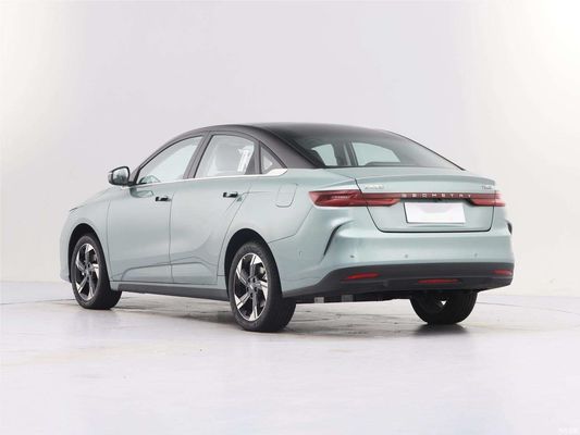 Geely Geometry G6 Chinese Electric Sedan 410KM-500KM Adatta per UBER