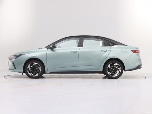Geely Geometry G6 Chinese Electric Sedan 410KM-500KM Adatta per UBER