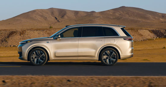 LI XIANG L8 Auto grande SUV PHEV di lusso 6 posti autonomia elettrica pura 1315 chilometri