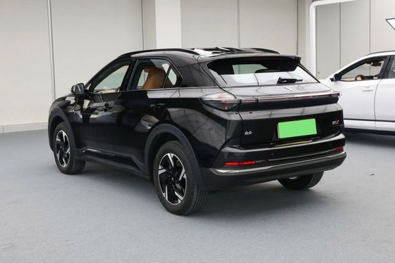 Neta X SUV compatto elettrico da 163 CV con passo 2770 mm