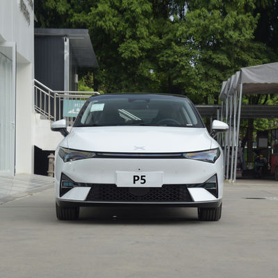 Xpeng P5 SUV elettrico cinese Automobile elettrico gamma di 460KM-500KM