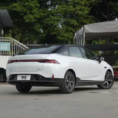 Xpeng P5 SUV elettrico cinese Automobile elettrico gamma di 460KM-500KM