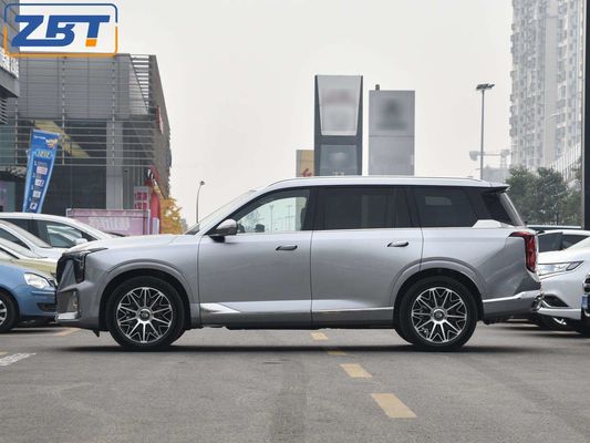 Il 2023 GAC Trumpchi GS8 2.0T 7 sedili SUV di lusso è disponibile in due ruote a trazione e quattro ruote a trazione.