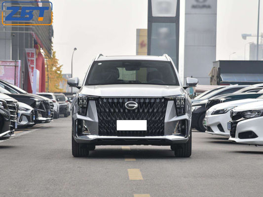Il 2023 GAC Trumpchi GS8 2.0T 7 sedili SUV di lusso è disponibile in due ruote a trazione e quattro ruote a trazione.