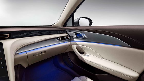 MPV elettrico cinese a 6 posti ibrido plug-in a 5 porte