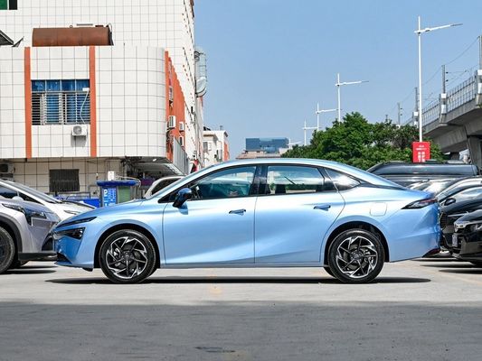 Nuova berlina elettrica Aion S Max GAC con due versioni con una gamma di 510-610 km