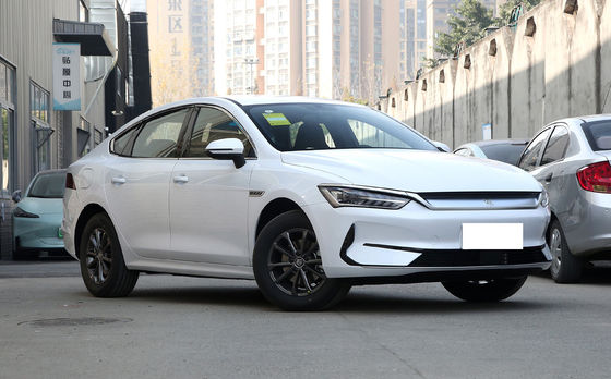 2024 BYD Qin Plus 55km/120km Honor Modello Cina D-MI Plug in Hybrid Car