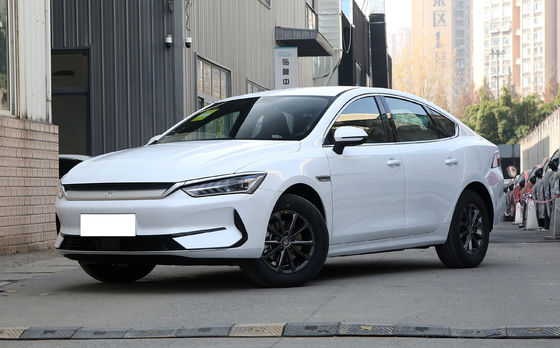 2024 BYD Qin Plus 55km/120km Honor Modello Cina D-MI Plug in Hybrid Car