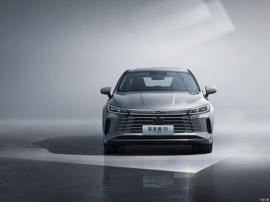 Destroyer 05 Honor Edition 2024 di BYD per le versioni ibride e EV D-mi