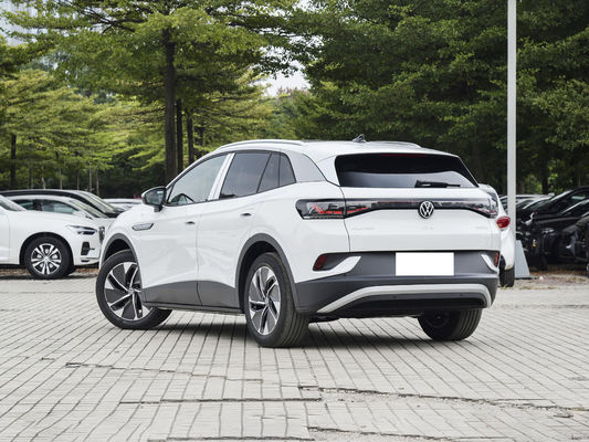 2024 Volkswagen ID.4 CROZZ, autonomia da 442 km a 600 km.
