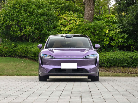 Huawei Luxeed R7, l'auto intelligente più avanzata della Cina, con un'autonomia elettrica pura fino a 802 Km!