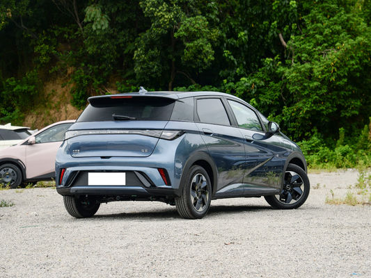 2025 BYD Dolphin, la più perfetta piccola auto elettrica in Cina, con funzione di guida intelligente, autonomia 420-520 km.