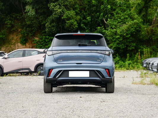 2025 BYD Dolphin, la più perfetta piccola auto elettrica in Cina, con funzione di guida intelligente, autonomia 420-520 km.