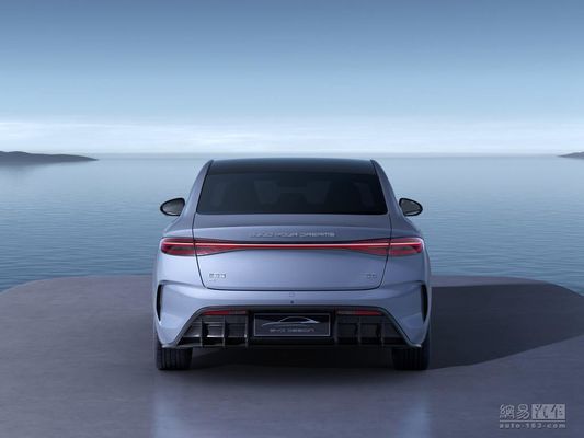 BYD 2025 Seal, una berlina elettrica pura con un'autonomia fino a 650 km, un nuovo sistema di guida intelligente e il miglior rapporto qualità-prezzo per una berlina elettrica di medie dimensioni.