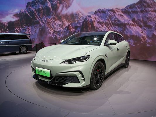 25 BYD Seal06GT, con autonomia 505KM-605KM, con trazione integrale e trazione integrale con due sistemi.