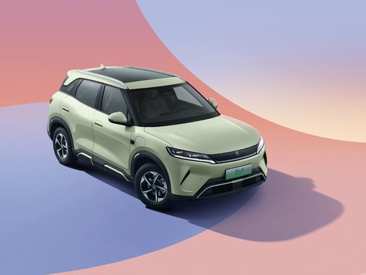 2025 BYD Yuan UP. ha nuove funzionalità di guida intelligente. gamma elettrica pura di 301KM-401KM. miglior rapporto qualità prezzo
