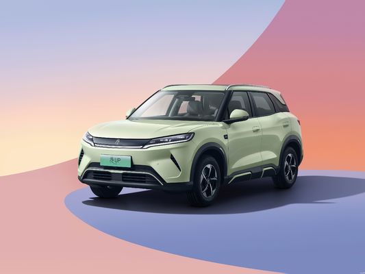 2025 BYD Yuan UP. ha nuove funzionalità di guida intelligente. gamma elettrica pura di 301KM-401KM. miglior rapporto qualità prezzo