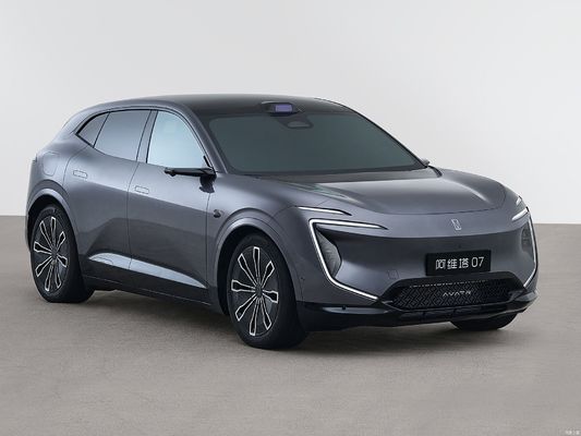Changan Avatr 07 è un nuovo marchio di fascia alta creato congiuntamente da CATL, Huawei e Chang'an Automobile.rendendolo il driver intelligente più conveniente.