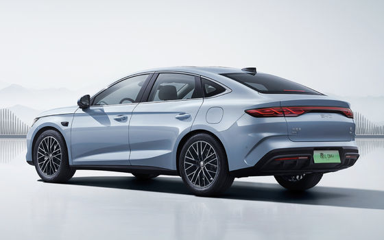 Velocità massima 180 km/h Auto elettriche cinesi con motore ibrido plug-in L4 da 1,5 litri e 101 cavalli incluso