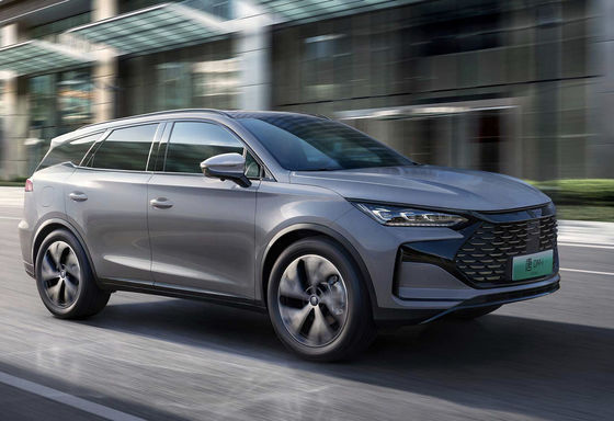 SUV elettrico cinese BYD TANG DMI 5,5 L/100 km Consumo di energia elettrica e 150 km